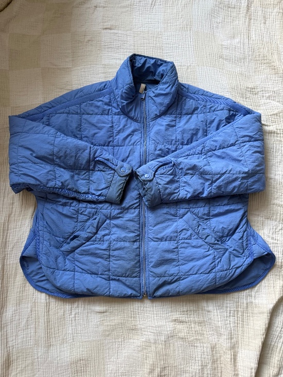 Free People Jackets & Blazers - FP Movement Pippa Packable Puffer Jacket in Perwinkle/Blue, size M
